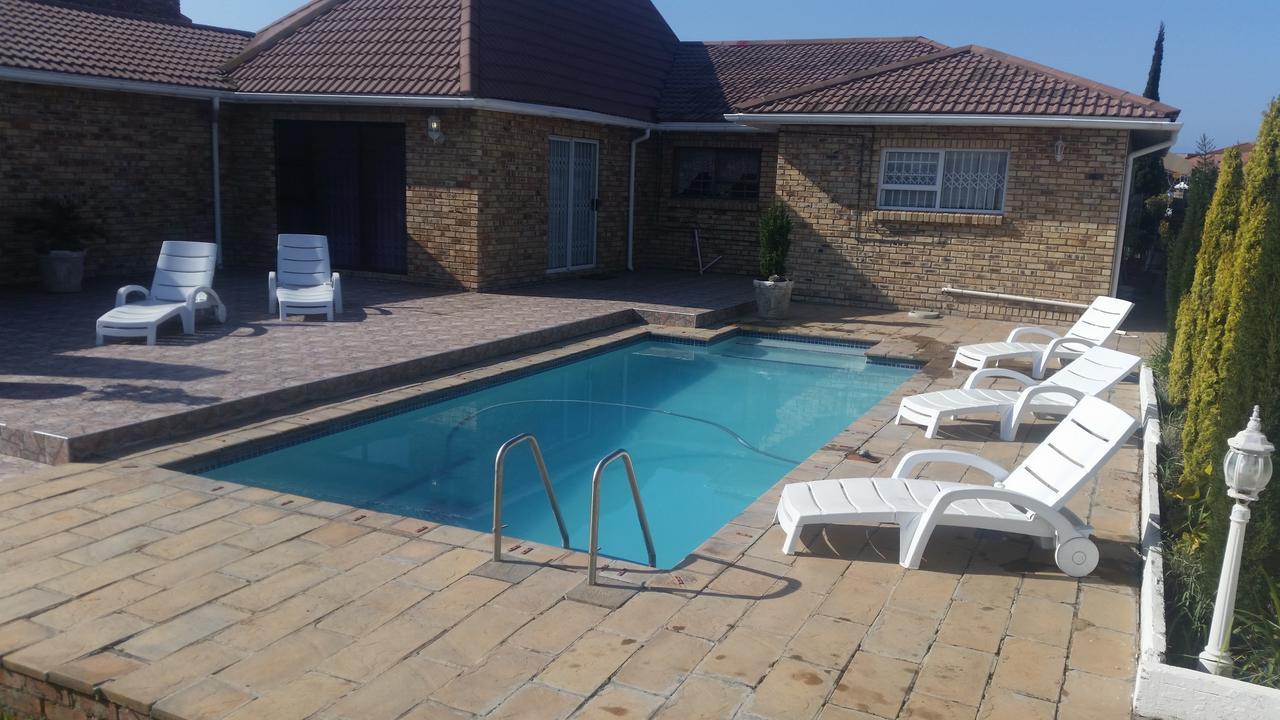 Ebenezer Guesthouse Bluewater Bay Port Elizabeth Exterior photo