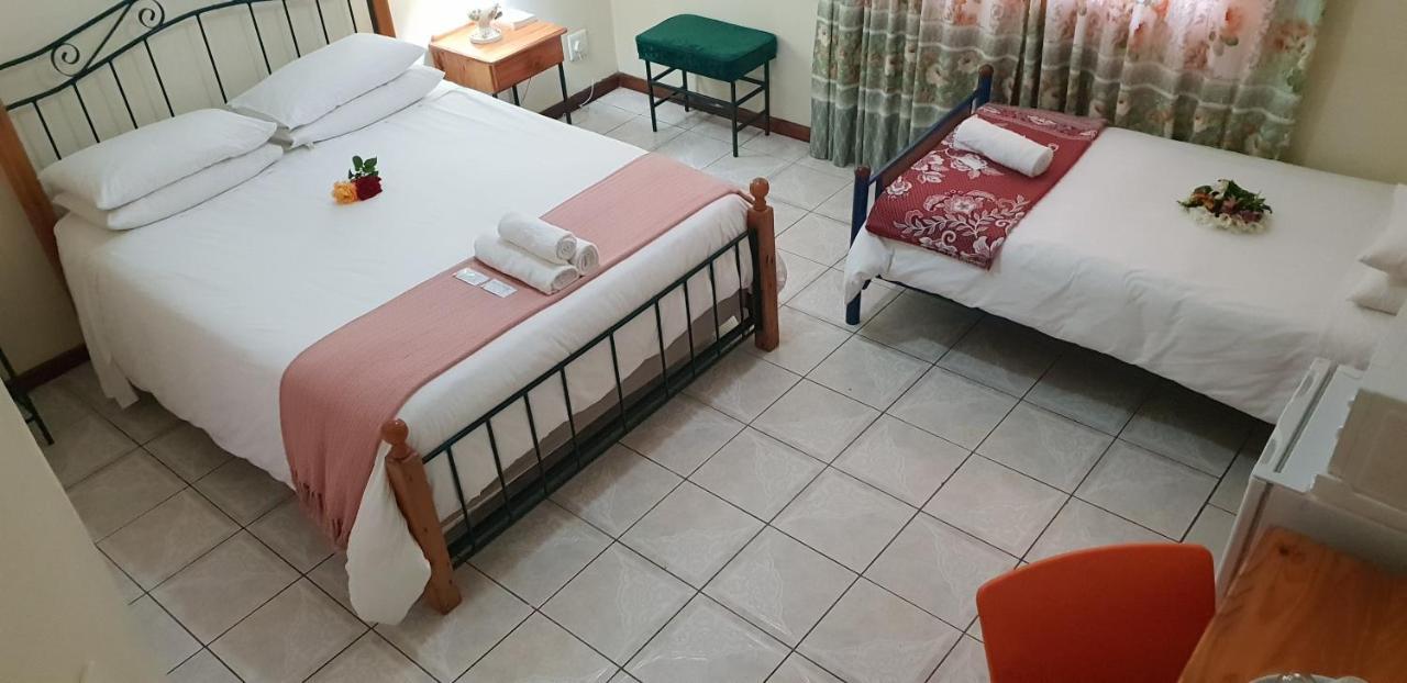 Ebenezer Guesthouse Bluewater Bay Port Elizabeth Exterior photo