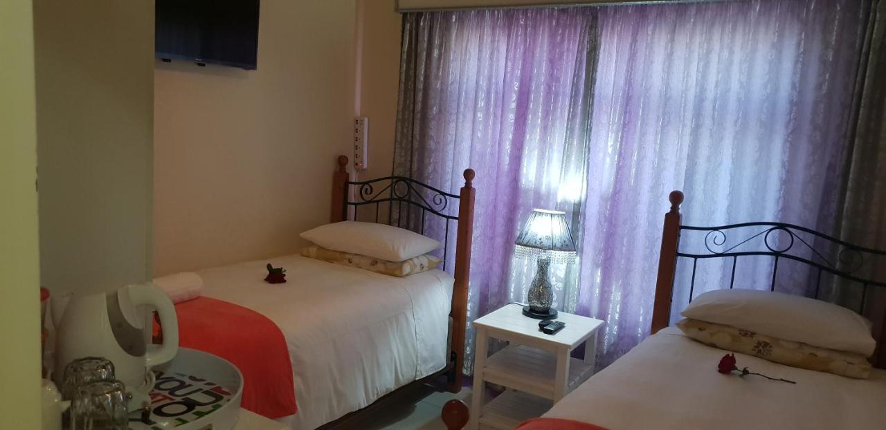 Ebenezer Guesthouse Bluewater Bay Port Elizabeth Exterior photo