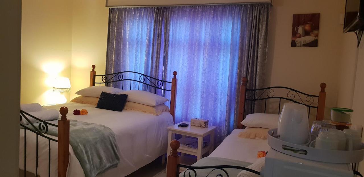 Ebenezer Guesthouse Bluewater Bay Port Elizabeth Exterior photo